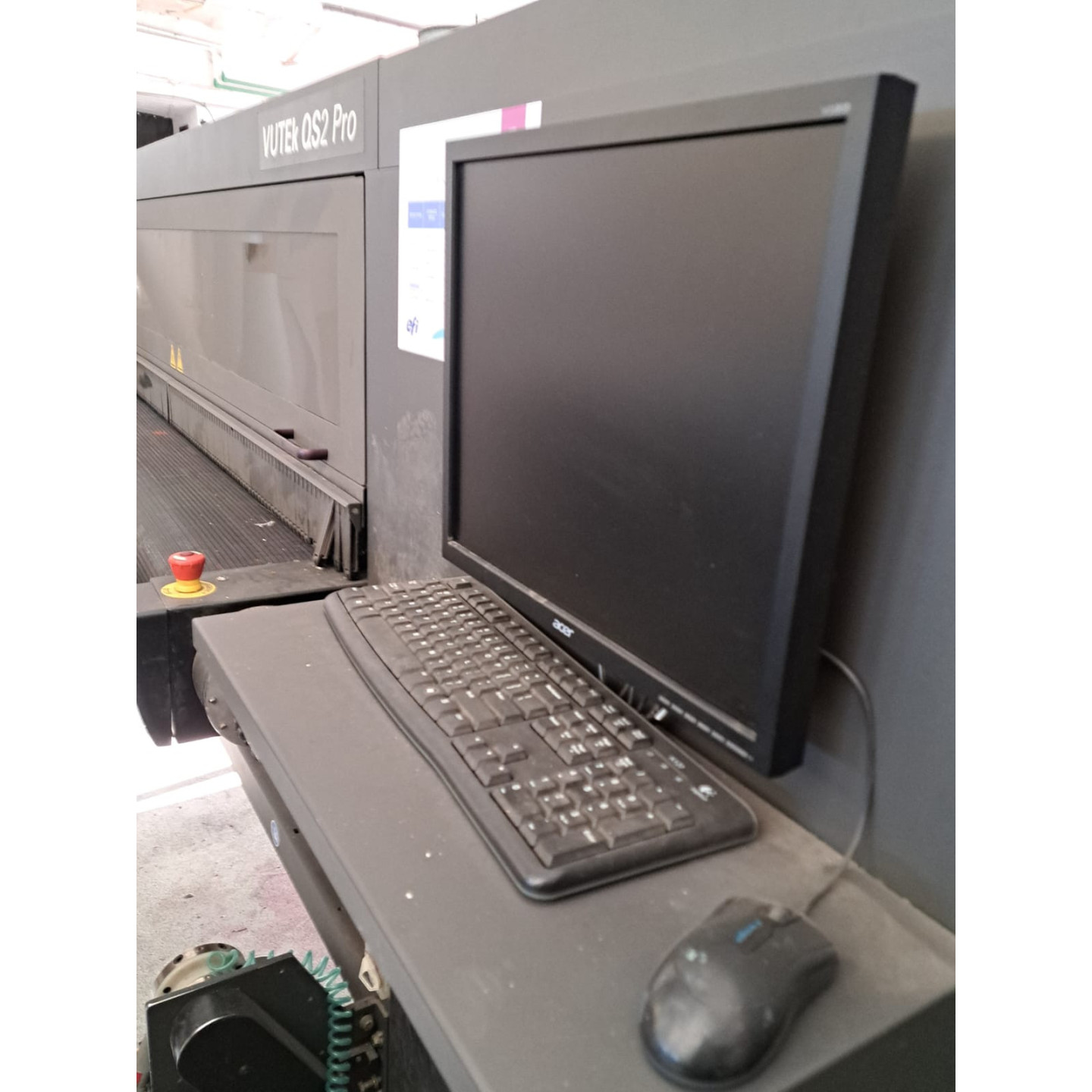 Used - EFI VUTEK QS2 Pro production-level UV printer with server EFI Fiery XF RIP