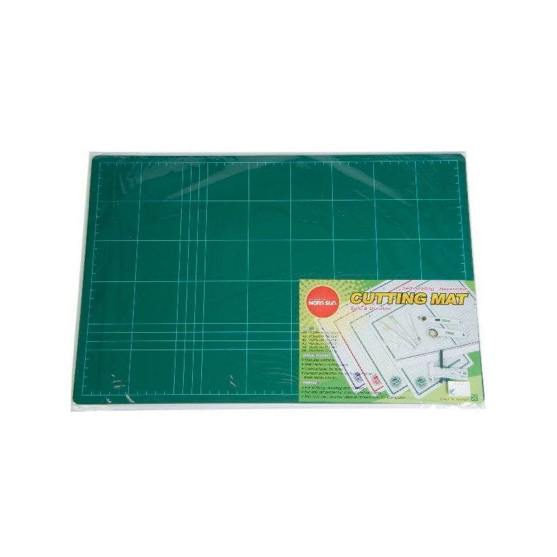 Cutting board 45x30cm 3mm green