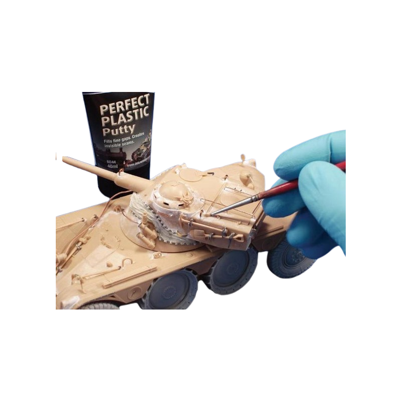 Deluxe Materials Perfect Plastic Putty