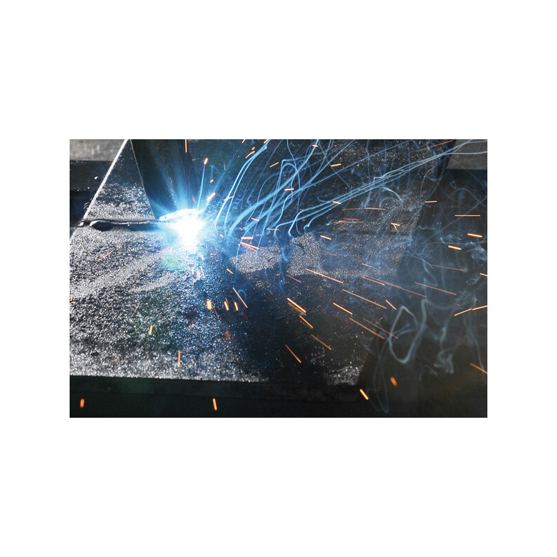 E-WELD 2 ir metināšanas vietas  aizsardzības šķīdums. Tas novērš metināšanas kušņu pielipšanu virsmām, veido aizsargslāni.