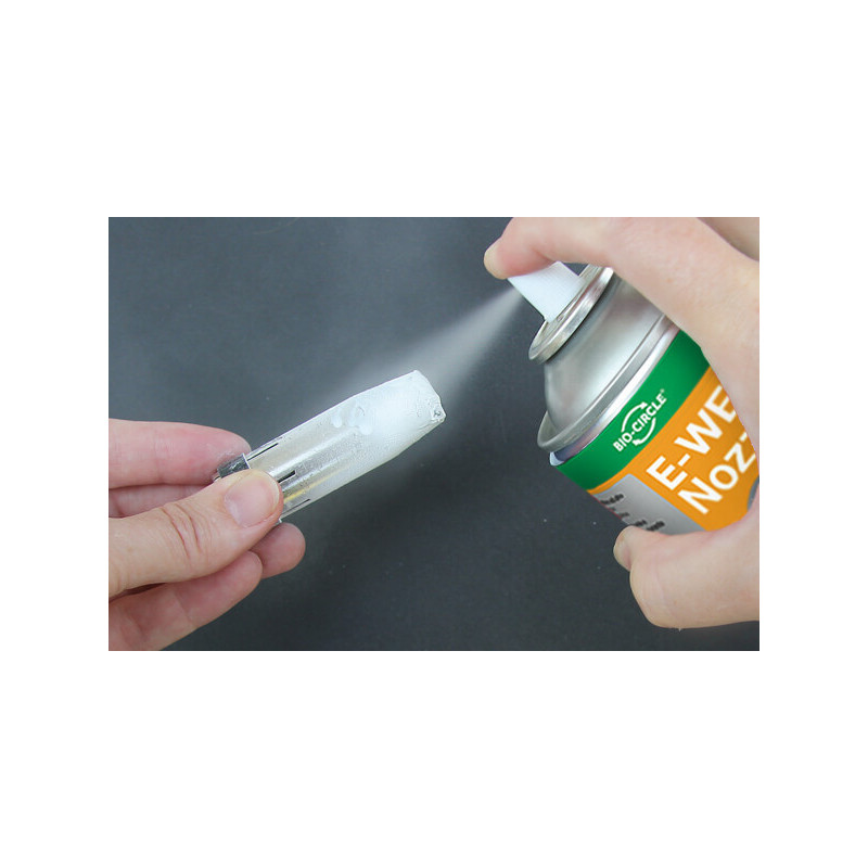 E-WELD Nozzle ir  metināšanas iekārtu  sprauslas, uzgaļa un skavu ierīces aizsardzības emulsija MIG/MAG metināšanas laikā.